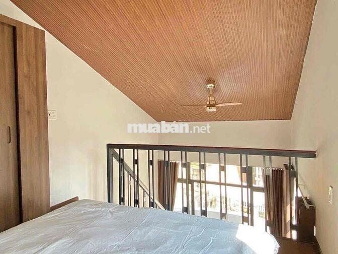 Trống sẳn phòng y hình full nội thất mới xây