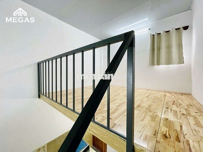 Trống sẵn phòng duplex siêu thoáng cách ĐH LĐXH,GTVT chỉ 5p đi xe !!