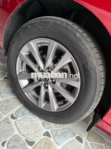 Mazda 3 2020 Sedan 1.5L Luxury - 79000 km