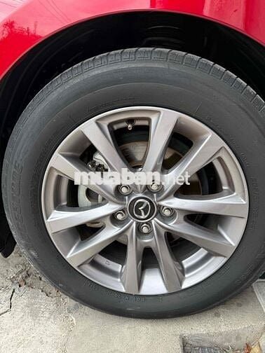 Mazda 3 2020 Sedan 1.5L Luxury - 79000 km