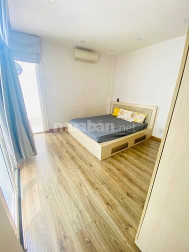 Cho thuê nhà nguyên căn trung tâm quận Phú Nhuận 