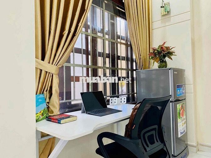Cho thuê Studio bancol/ tách bếp - ngay Khu Etown - Mặt tiền Đường