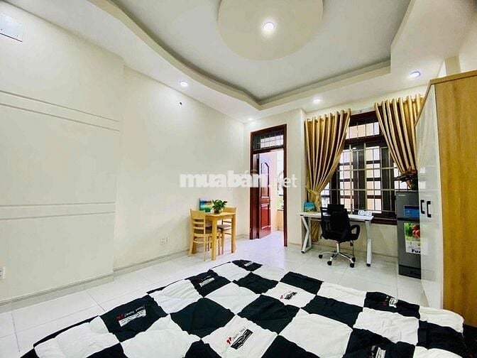 Cho thuê Studio bancol/ tách bếp - ngay Khu Etown - Mặt tiền Đường