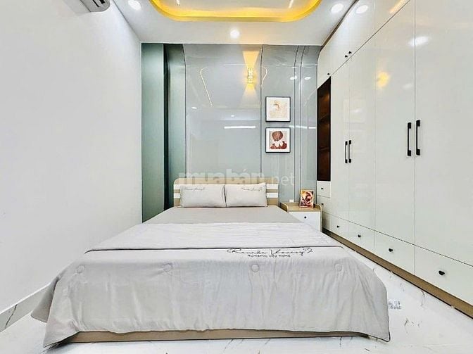 Siêu Phẩm Nhà Phố Nguyễn Bá Tòng, P.11, Q.Tân Bình 