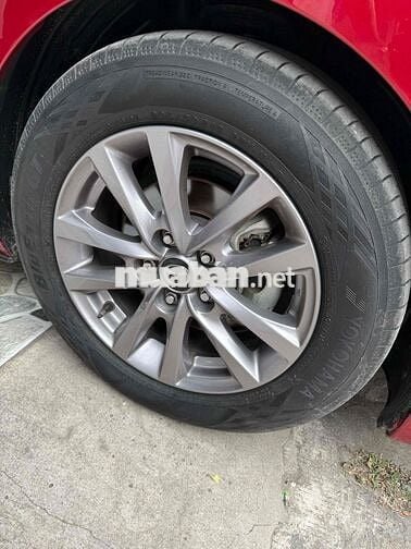 Mazda 3 2020 Sedan 1.5L Luxury - 79000 km