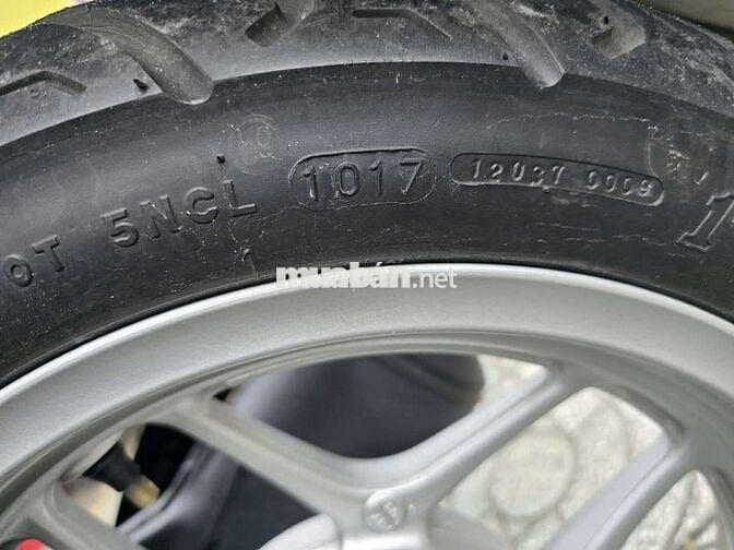 Sh mode 2017,khóa ga,xe lướt 15k,vỏ theo xe,xe đẹp