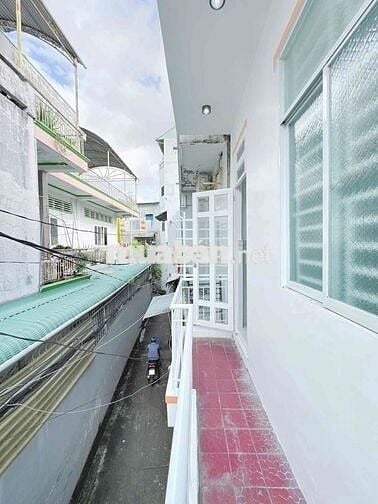 Nhà 1 Trệt 1 Lửng 1 Lầu cách Phạm Ngũ Lão 30 mét
