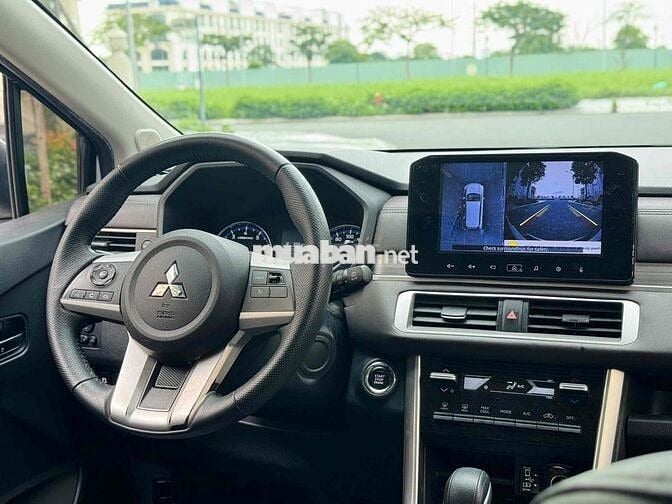 Mitsubishi Xpander 2024 Premium 1.5 AT - 20000 km