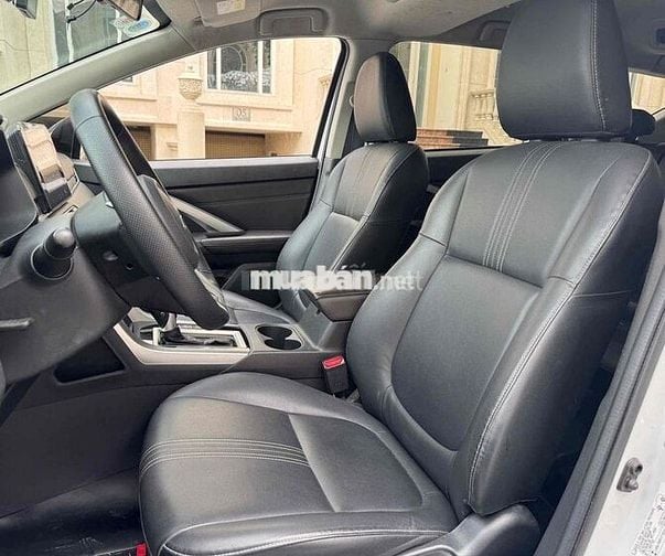 Mitsubishi Xpander 2024 Premium 1.5 AT - 20000 km