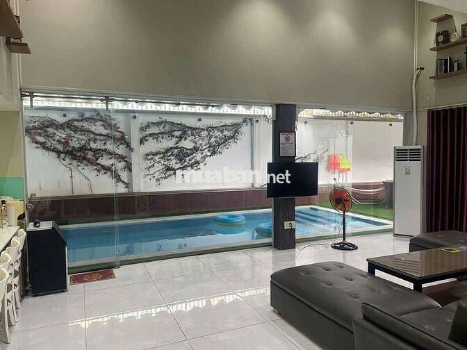BIỆT THỰ HỒ BƠI. 17X19, 5PN 4WC 1Karaoke. HOÀNG QUỐC VIỆT