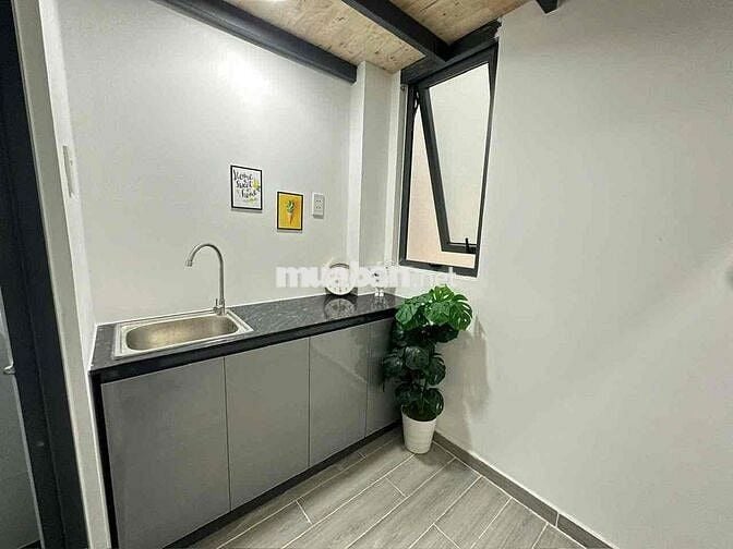 TRỌ ĐẸP BAN CÔNG ĐÓN NẮNG NGAY ĐH BÁCH KHOA