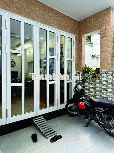 63m2 2 tầng, hẻm rộng, 2mặt hẻm thông. Đã check QH xây 4 tầng. 4,7 tỷ.