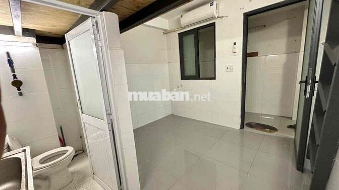 PHÒNG TRỌ GIÁ RẺ FULL NỘI THẤT GÁC CAO RỘNG THOÁNG NGAY NGAC TƯ BỐN XA
