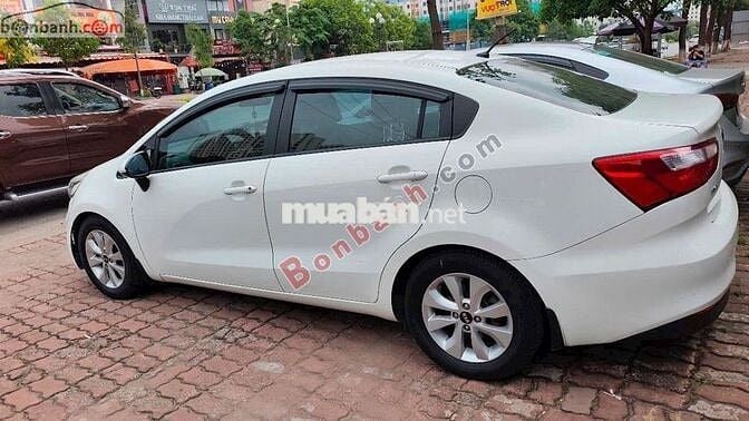 Rio -1.4AT - 2016 xe nhập khẩu