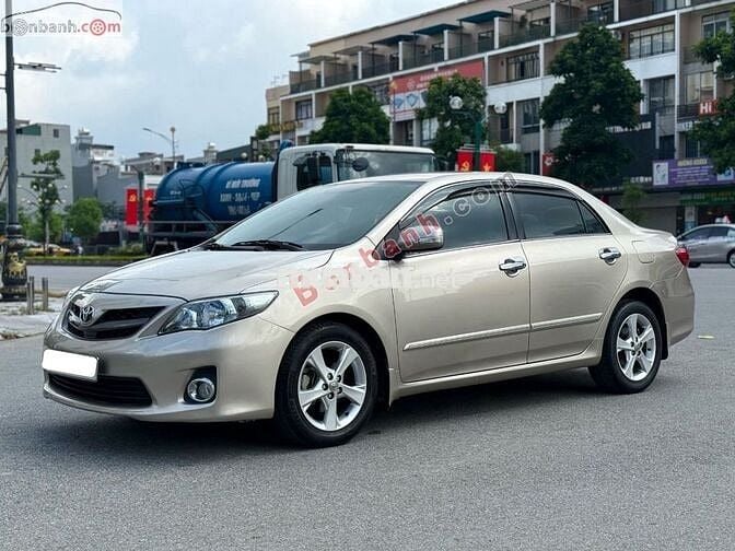 Toyota Altis  2.0V Sản xuất 2013