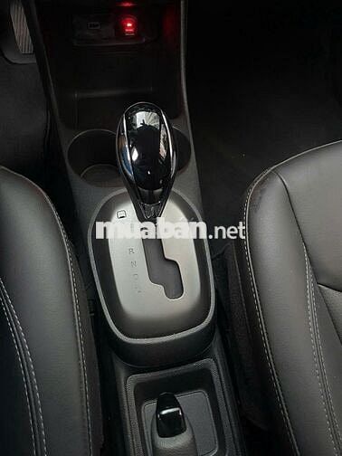 VinFast Fadil 2022  - 13000 km