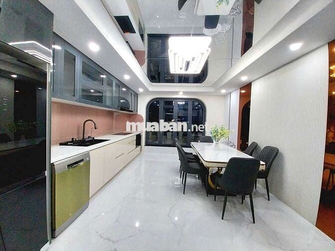 Cần bán nhà hẻm xe hơi né nhau
