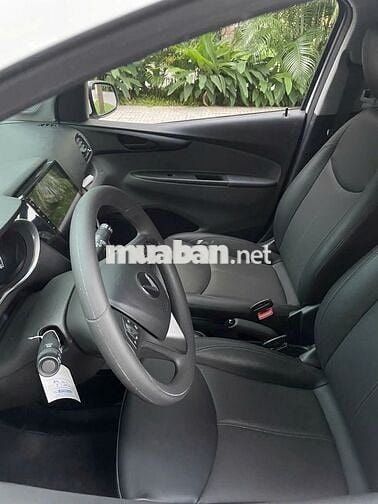 VinFast Fadil 2022  - 13000 km