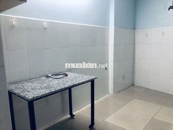 Phòng trọ trung tâm quận 10, đường Tô Hiến Thành