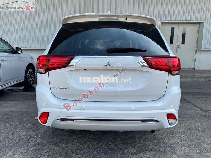 Mitsubishi Outlander 2.0 CVT 2024