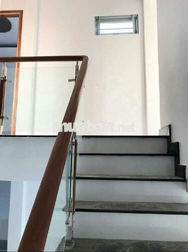 NHÀ 2 TẦNG SÁT MT ĐẶNG THÚC VỊNH,HÓC MÔN,112M2,NGANG 5,6M,CHỈ 4.8 TỶ