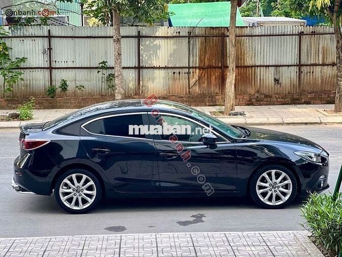 Mazda 3 sedan 2017 AT 2.0