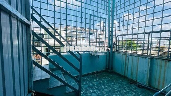 Căn Ban công siêu rộng thoáng- Bếp rộng- Máy giặt, Máy lạnh, Tủ lạnh
