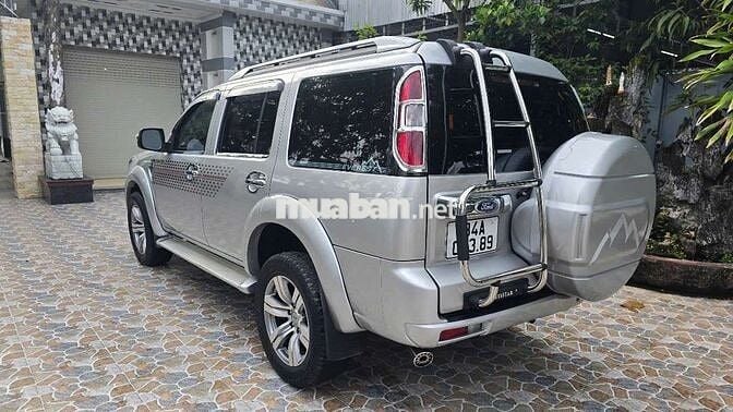 Ford Everest 2011 2.5AT, xe bao không lỏi