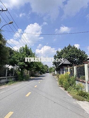 Chủ ngộp bán nhà 1 trệt 1 lầu, 155m2 Ba Sa, giá 1tỷ650