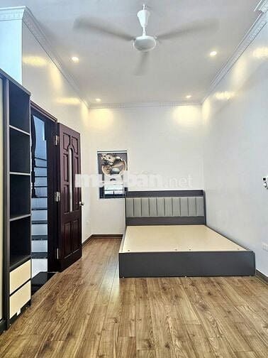 Chính chủ cần bán nhà 4,5 tầng tự xây