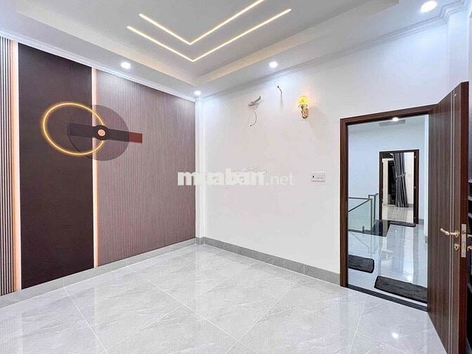 NHÀ LẦU 3 PHÒNG NGỦ MỚI XÂY. CÔNG VIÊN HỒ BÚNG XÁNG GẦN ĐH CẦN THƠ