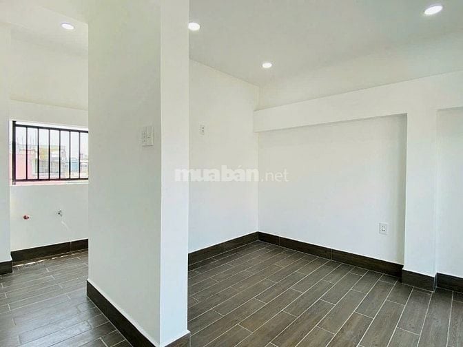 Duy nhất căn gần MT Trần Hưng Đạo, Giá 3TỶ890 hoàn công đầy đủ, Dt 52m