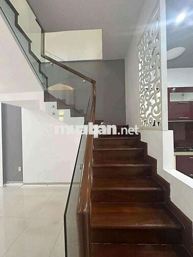 Cho thuê nhà kiệt Lê Duẩn gần cầu sông Hàn