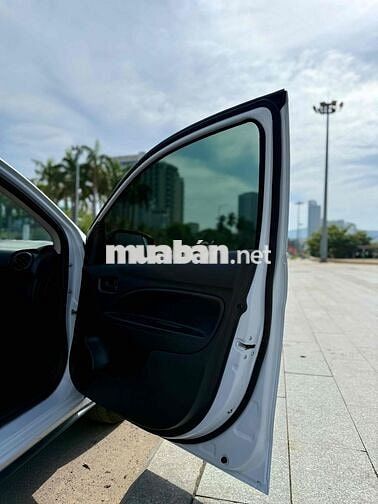 Mitsubishi Attrage 2024 1.2 MT - 8000 km