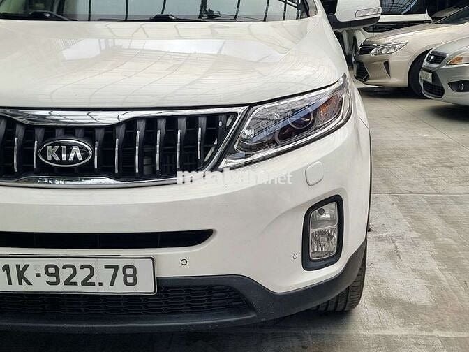 Kia Sorento Full dầu 2019, màu trắng, hỗ trợ góp.