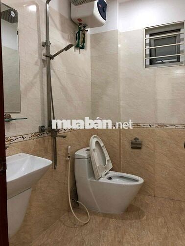 cho thuê phòng 22m vệ sinh khep kin