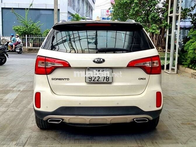 Kia Sorento Full dầu 2019, màu trắng, hỗ trợ góp.