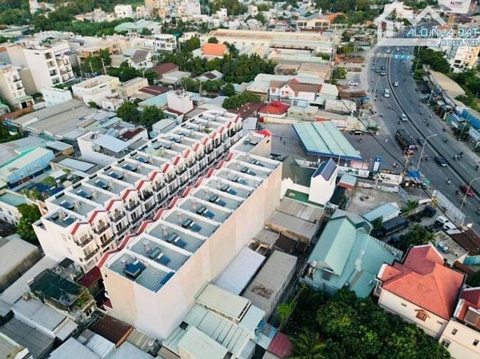 Sổ riêng sang tên liền chỉ còn 2căn ngay QL13-Thủ Đức 56m2-4tầng-4PN 
