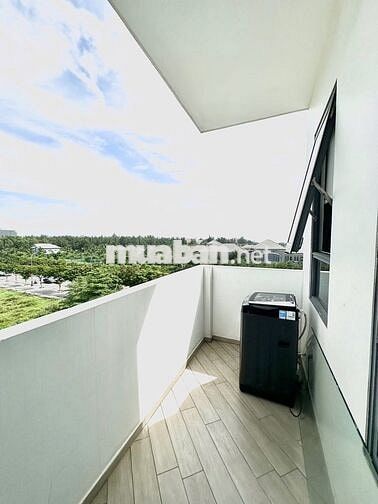PENTHOUSE STUDIO RỘNG RÃI CÓ VIEW ĐẸP GẦN BIỂN, KHU VỰC YÊN TĨNH ☀️