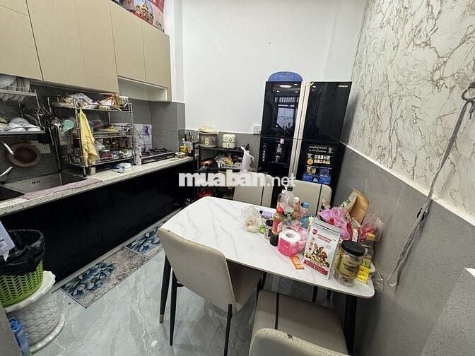 NHÀ 3 TẦNG, 3PN, NGUYỄN VĂN LƯỢNG, P17, CẠNH CITYLAND, GIÁ 4.65 TỶ TL.