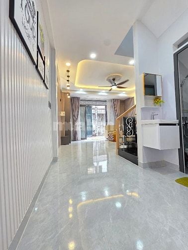 Hiếm! Nhà Căn Góc Lê Văn Sỹ_Phú Nhuận_50m_1T1L+BC_SHR_lh0974945908sang