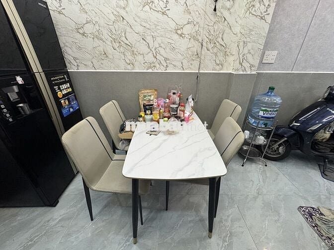 NHÀ 3 TẦNG, 3PN, NGUYỄN VĂN LƯỢNG, P17, CẠNH CITYLAND, GIÁ 4.65 TỶ TL.