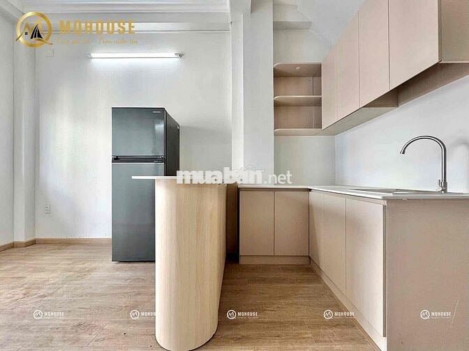 STUDIO MỘT PHÒNG NGỦ CÓ BAN CÔNG NGAY GẦN NHÀ THỜ PHAOLO