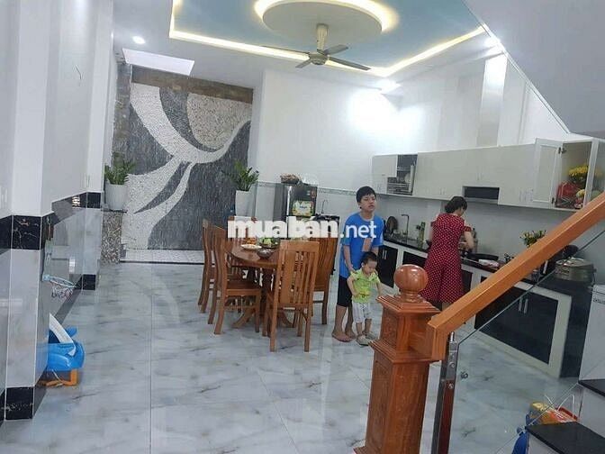 BÁN NHÀ CHÍNH CHỦ.  DƯƠNG THỊ MƯỜI Q12. 110M2 FULL TC, TRỆT 3 LẦU 6.2T