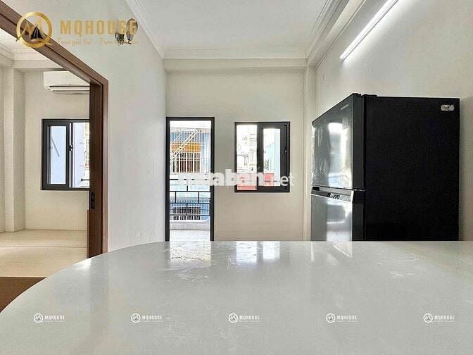 STUDIO MỘT PHÒNG NGỦ CÓ BAN CÔNG NGAY GẦN NHÀ THỜ PHAOLO