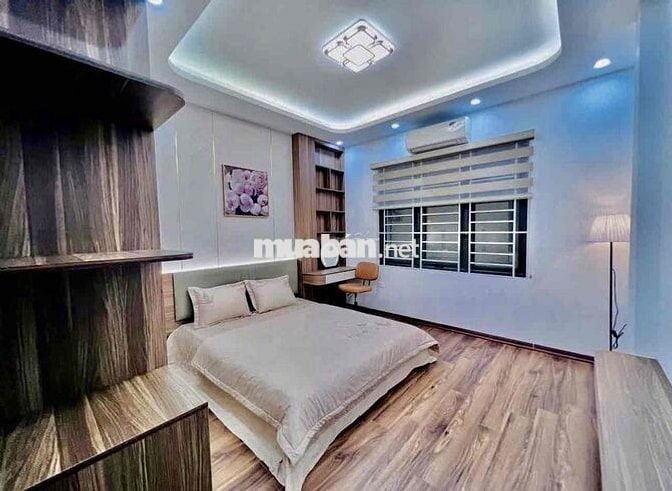 Chỉ 8 TỶ - Phố Minh Khai - ngõ thông tứ phía - ô tô gần nhà - DT 50m2