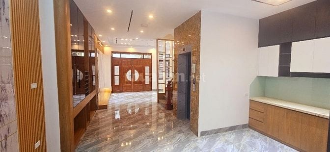 Bán Nhà Chính Chủ Phố Trần Khát Chân Hai Bà Trưng 55M 5Tầng Thang Máy