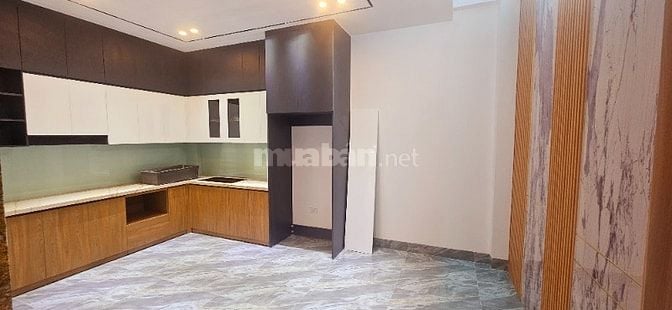 Bán Nhà Chính Chủ Phố Trần Khát Chân Hai Bà Trưng 55M 5Tầng Thang Máy