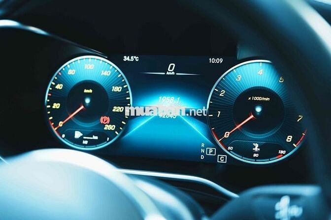 Mercedes Benz GLC200 4MATIC 2020 - 42000 km