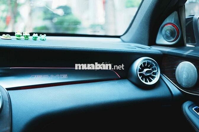 Mercedes Benz GLC200 4MATIC 2020 - 42000 km